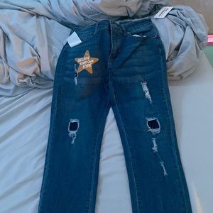 celebrity ace, size 5/27, ankle crop, super cute, never been worn!